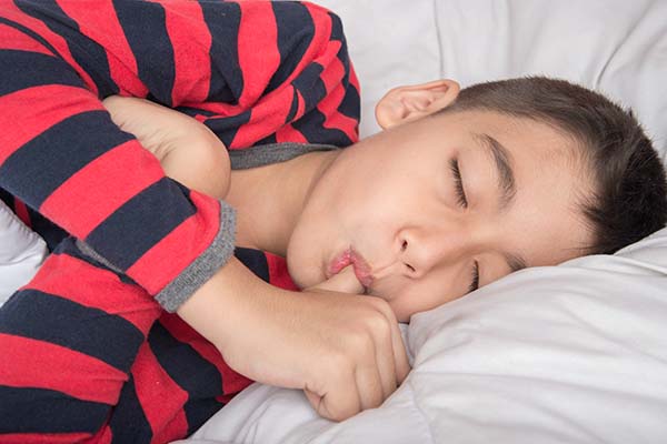 An Orthodontist Explains The Effects Of Thumb Sucking In Children