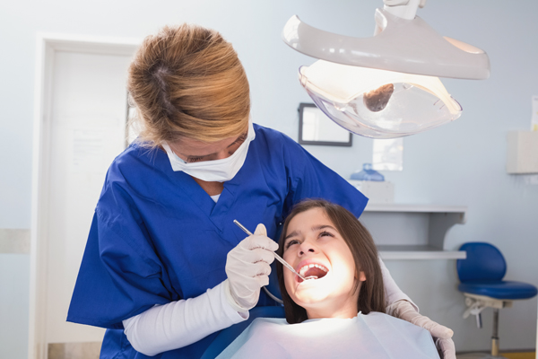 The Role Of A Pediatric Dentist Near Me In Early Oral Care